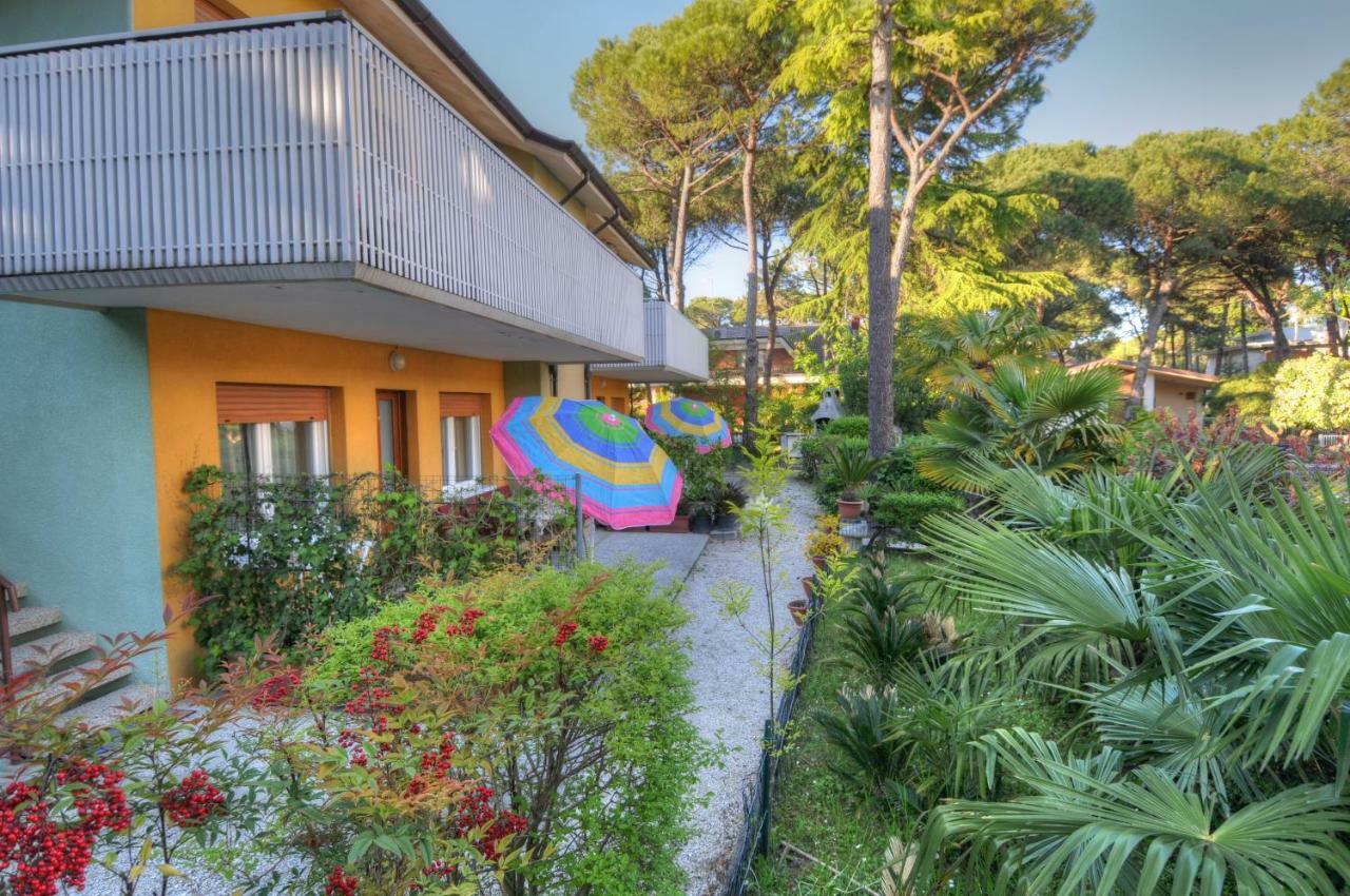 Residence Villa Laura Lignano Sabbiadoro Exterior photo